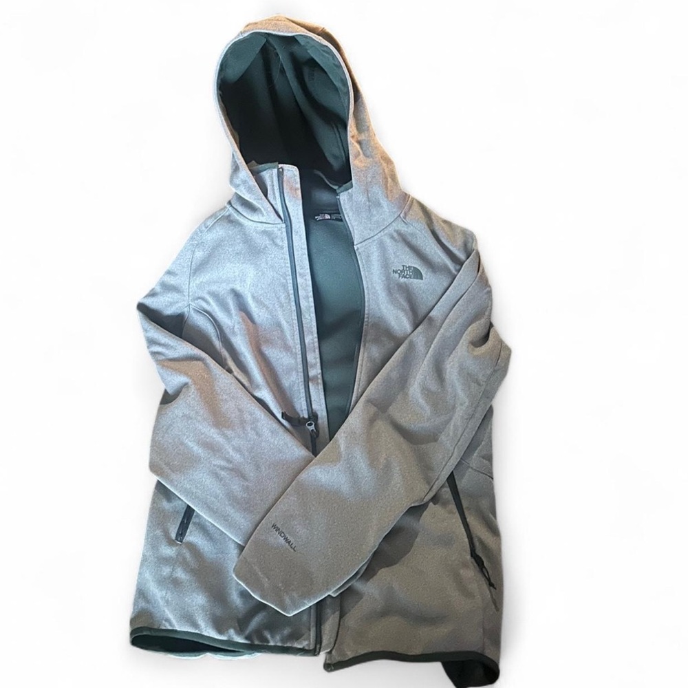 The North Face Medium Windwall Jacket